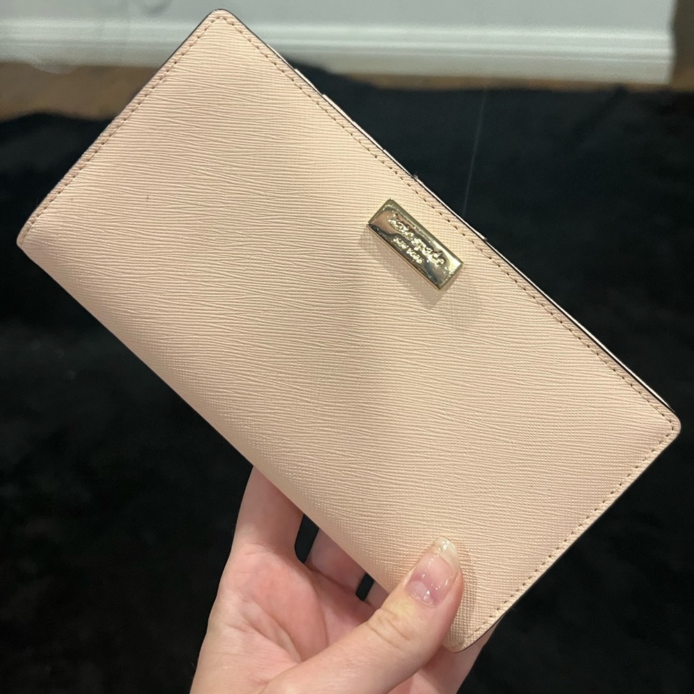 Kate spade wallet Safiano Leather